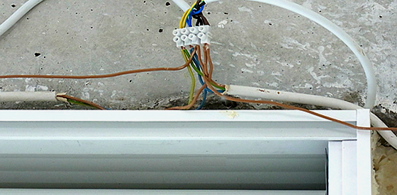 Kabelverbindung mangelhaft und gefährlich
